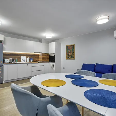 The Little Things - Parking & Own Ev Chаrgеr By Flat Mаnаger Apartment Burgas City